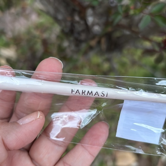 FARMASI SHADER BRUSH 04 - Picture 6 of 11